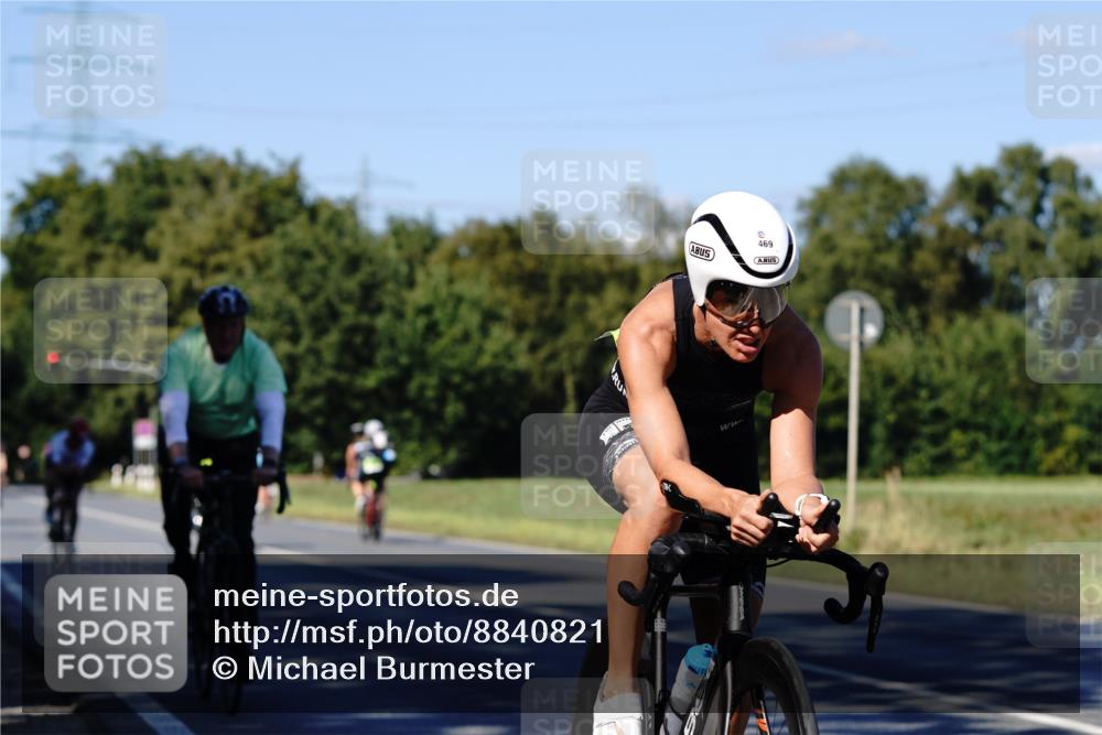 07.09.2025 - 19. Norderstedt Triathlon Michael Burmester http://msf.ph/oto/8840821 07.09.2025 15:10:35 Radfahren 469, 905, 1480, 1537 meine-sportfotos.de