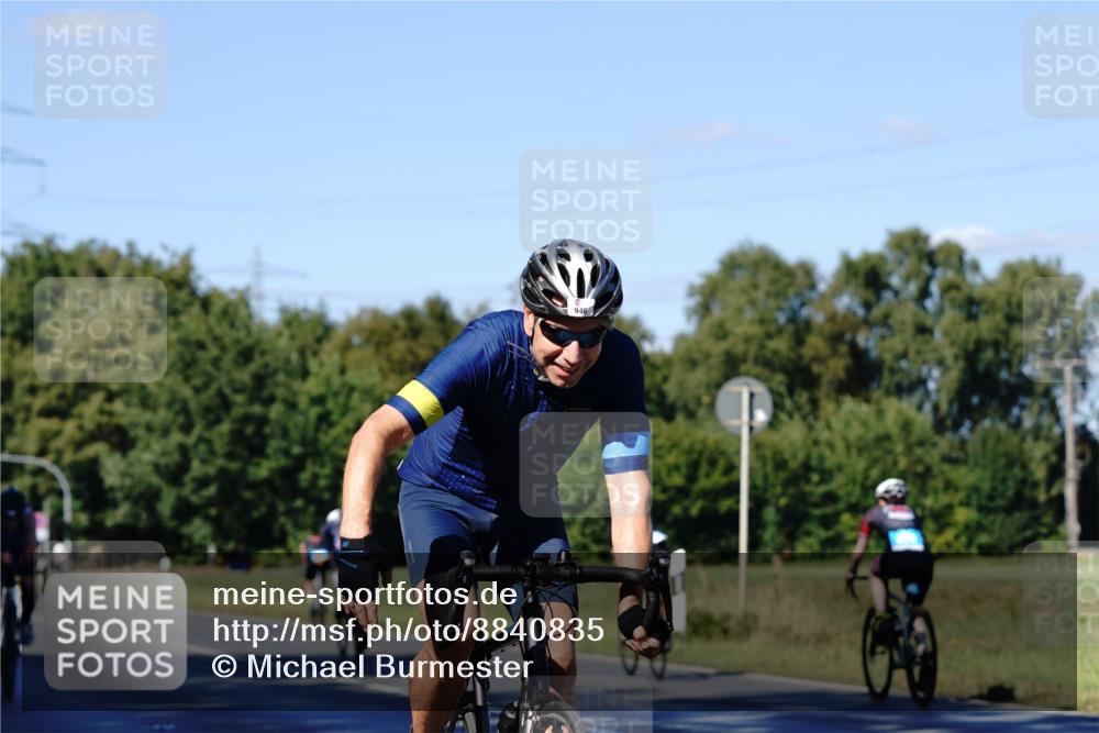 07.09.2025 - 19. Norderstedt Triathlon Michael Burmester http://msf.ph/oto/8840835 07.09.2025 15:10:45 Radfahren 475, 946, 967 meine-sportfotos.de