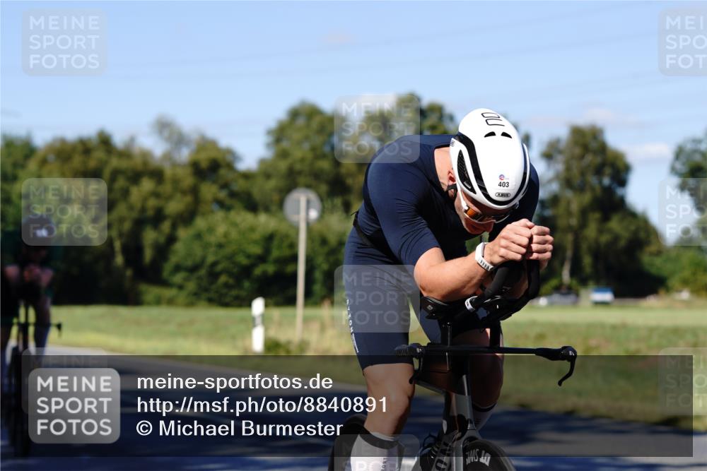 07.09.2025 - 19. Norderstedt Triathlon Michael Burmester http://msf.ph/oto/8840891 07.09.2025 15:12:03 Radfahren 403, 1502 meine-sportfotos.de