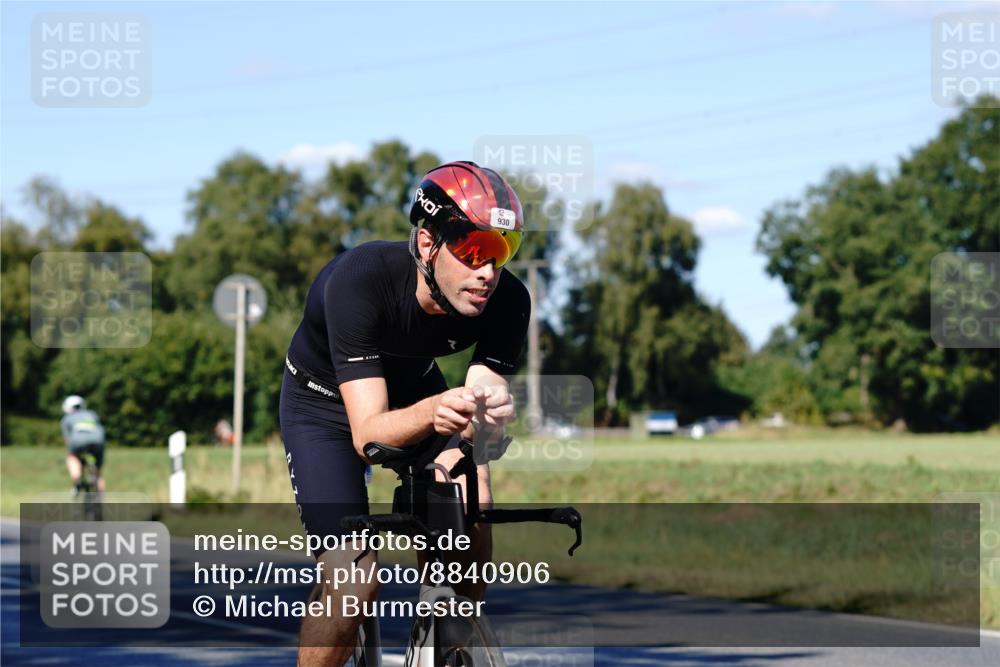 07.09.2025 - 19. Norderstedt Triathlon Michael Burmester http://msf.ph/oto/8840906 07.09.2025 15:12:25 Radfahren 930 meine-sportfotos.de