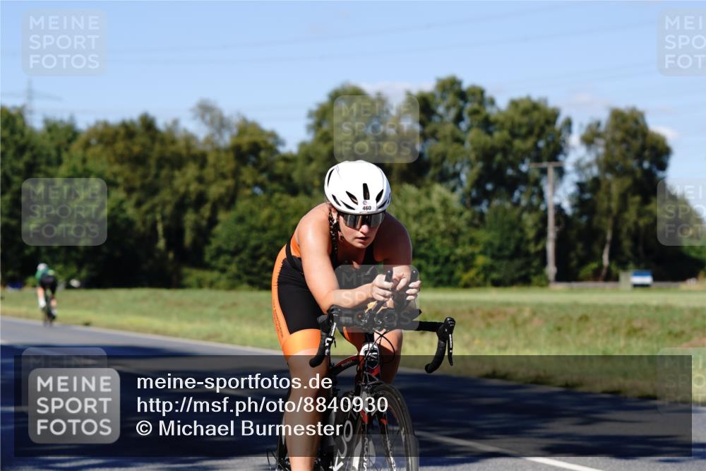 07.09.2025 - 19. Norderstedt Triathlon Michael Burmester http://msf.ph/oto/8840930 07.09.2025 15:13:11 Radfahren 439, 447, 460, 1408 meine-sportfotos.de