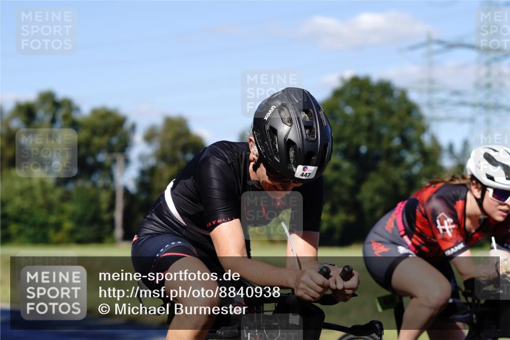 07.09.2025 - 19. Norderstedt Triathlon Michael Burmester http://msf.ph/oto/8840938 07.09.2025 15:13:13 Radfahren 439, 447, 460 meine-sportfotos.de