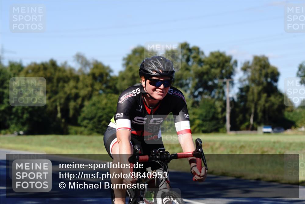 07.09.2025 - 19. Norderstedt Triathlon Michael Burmester http://msf.ph/oto/8840953 07.09.2025 15:13:34 Radfahren 414, 446, 896, 1414, 1532 meine-sportfotos.de
