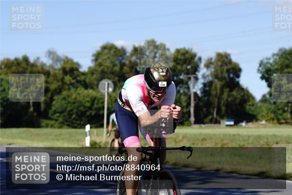 07.09.2025 - 19. Norderstedt Triathlon Michael Burmester http://msf.ph/oto/8840964 07.09.2025 15:13:48 Radfahren 1510, 1530 meine-sportfotos.de