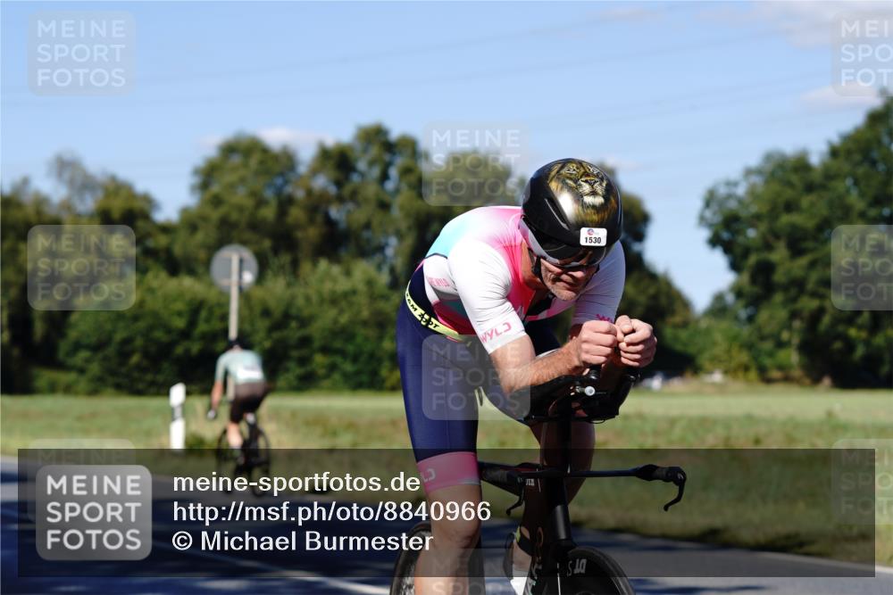 07.09.2025 - 19. Norderstedt Triathlon Michael Burmester http://msf.ph/oto/8840966 07.09.2025 15:13:48 Radfahren 1510, 1530 meine-sportfotos.de