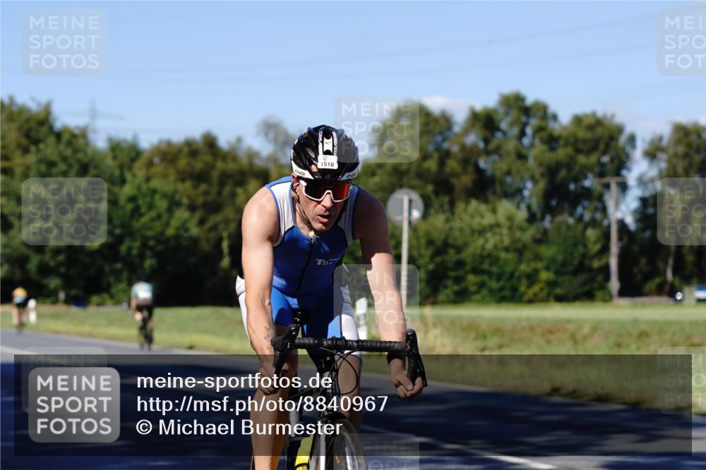 07.09.2025 - 19. Norderstedt Triathlon Michael Burmester http://msf.ph/oto/8840967 07.09.2025 15:13:50 Radfahren 1510, 1530 meine-sportfotos.de