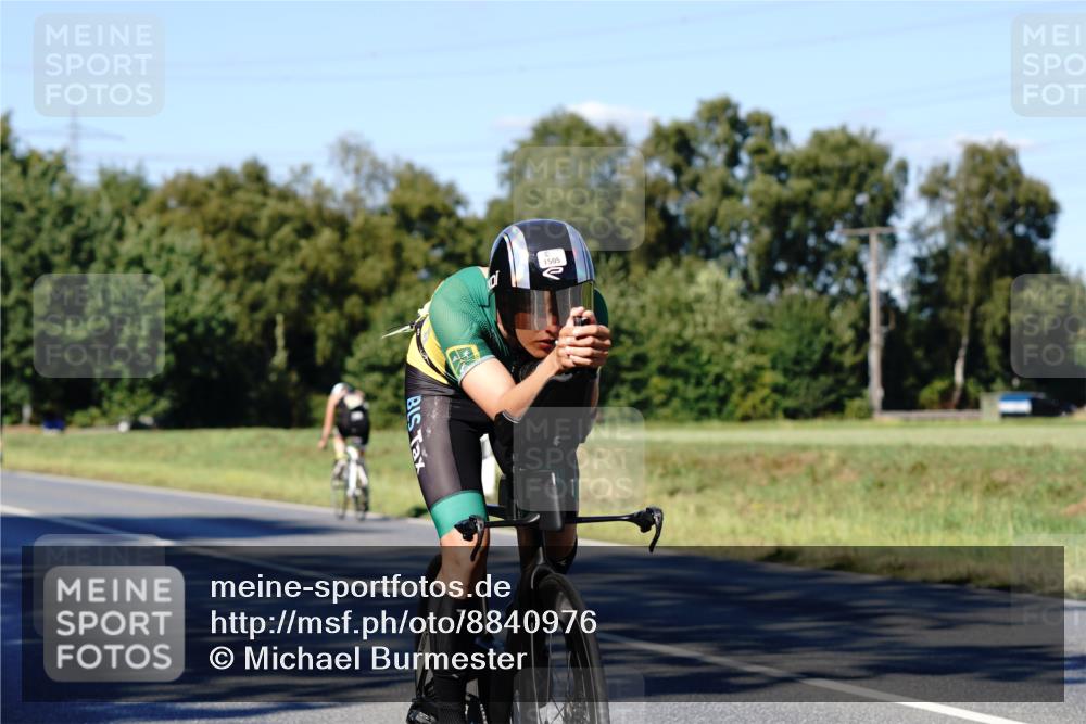 07.09.2025 - 19. Norderstedt Triathlon Michael Burmester http://msf.ph/oto/8840976 07.09.2025 15:14:01 Radfahren 1505 meine-sportfotos.de