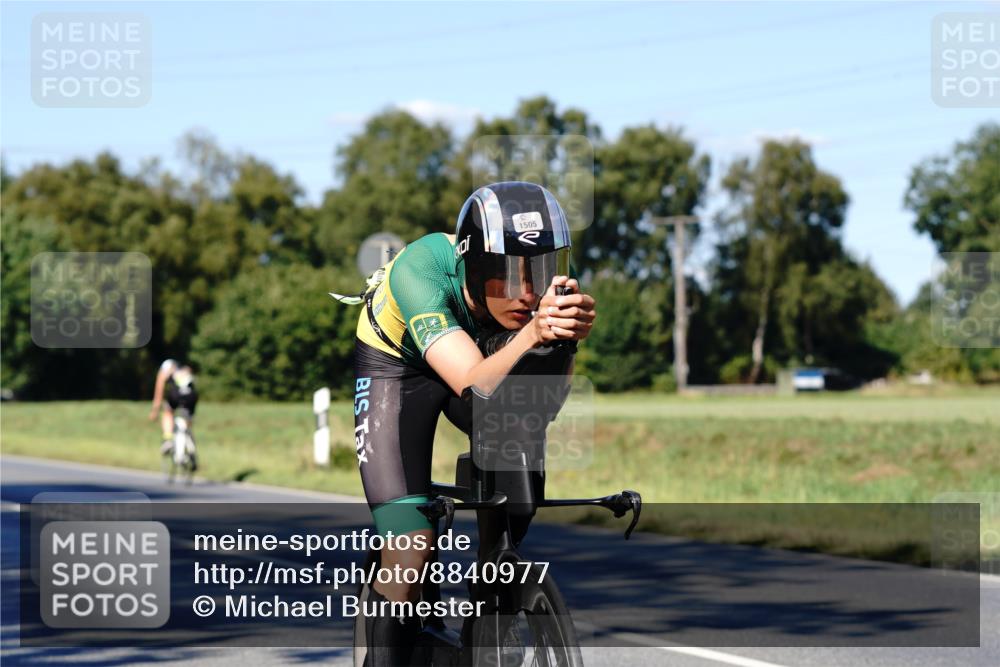 07.09.2025 - 19. Norderstedt Triathlon Michael Burmester http://msf.ph/oto/8840977 07.09.2025 15:14:01 Radfahren 1505 meine-sportfotos.de