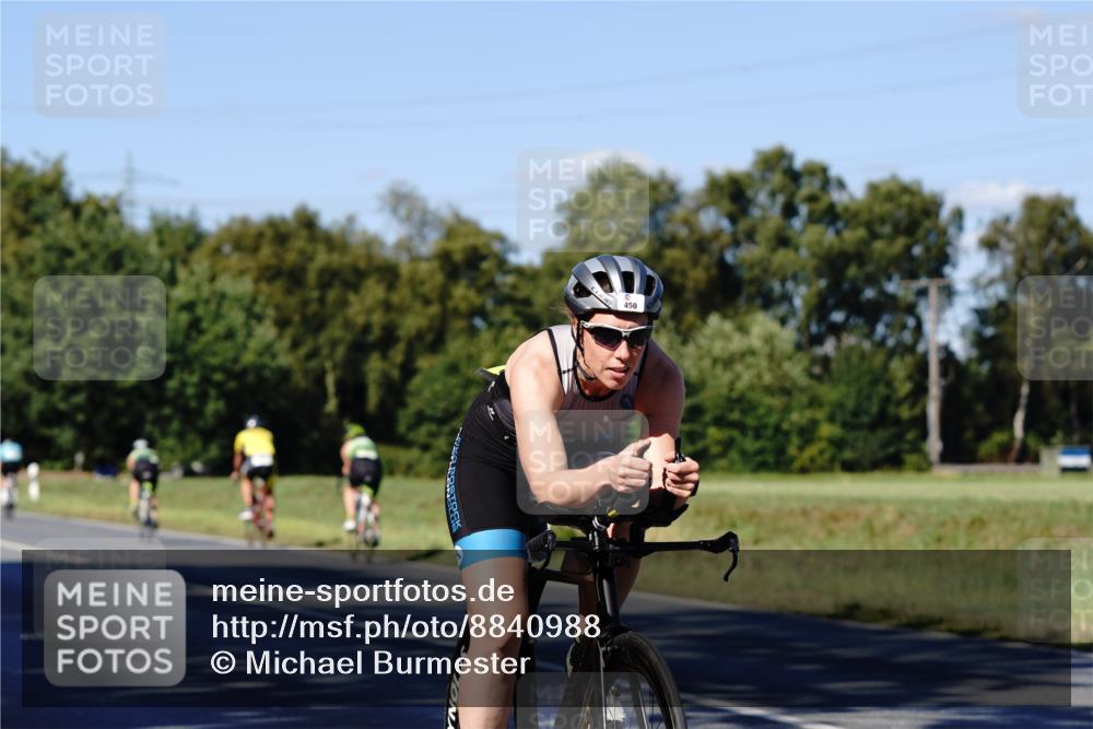 07.09.2025 - 19. Norderstedt Triathlon Michael Burmester http://msf.ph/oto/8840988 07.09.2025 15:14:39 Radfahren 450 meine-sportfotos.de