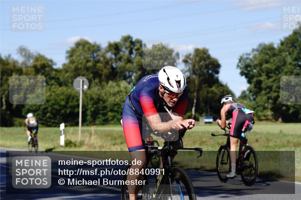 07.09.2025 - 19. Norderstedt Triathlon Michael Burmester http://msf.ph/oto/8840991 07.09.2025 15:14:44 Radfahren 939, 1539 meine-sportfotos.de