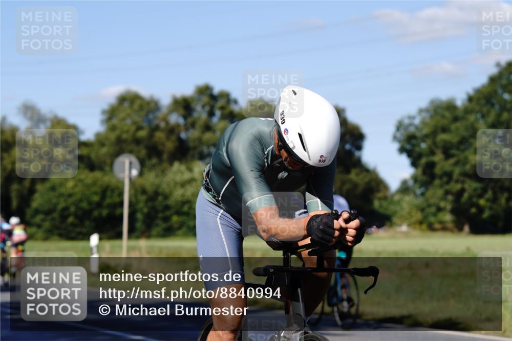 07.09.2025 - 19. Norderstedt Triathlon Michael Burmester http://msf.ph/oto/8840994 07.09.2025 15:14:46 Radfahren 939, 1539 meine-sportfotos.de