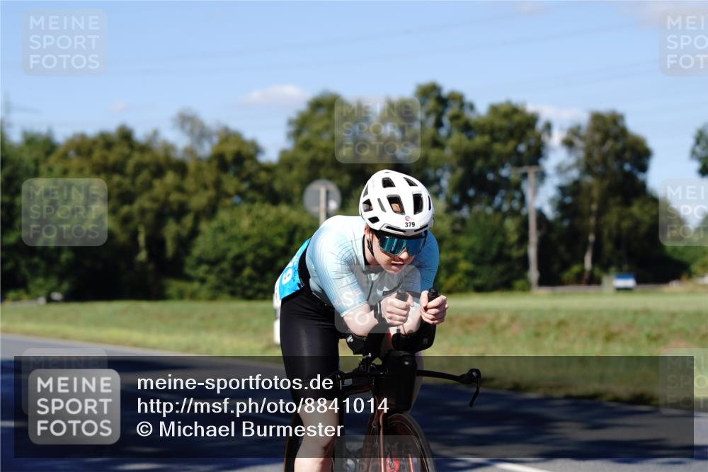 07.09.2025 - 19. Norderstedt Triathlon Michael Burmester http://msf.ph/oto/8841014 07.09.2025 15:15:34 Radfahren 379 meine-sportfotos.de