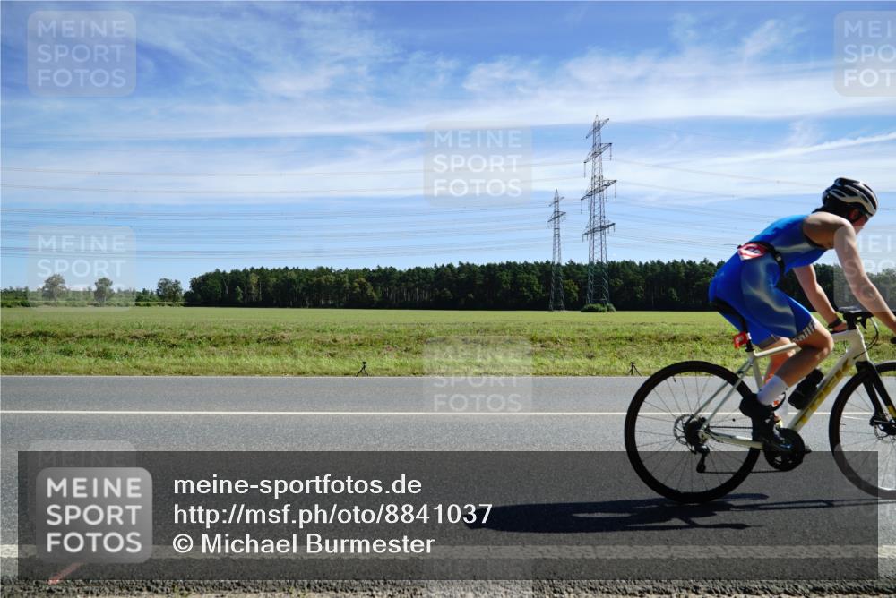 07.09.2025 - 19. Norderstedt Triathlon Michael Burmester http://msf.ph/oto/8841037 07.09.2025 12:23:05 Radfahren 208, 288, 810, 1249, 1293 meine-sportfotos.de