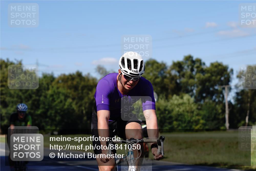 07.09.2025 - 19. Norderstedt Triathlon Michael Burmester http://msf.ph/oto/8841050 07.09.2025 15:17:20 Radfahren 1482, 1545 meine-sportfotos.de