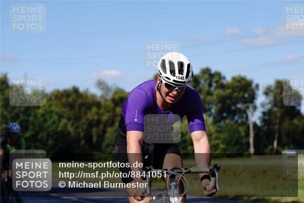 07.09.2025 - 19. Norderstedt Triathlon Michael Burmester http://msf.ph/oto/8841051 07.09.2025 15:17:20 Radfahren 1482, 1545 meine-sportfotos.de