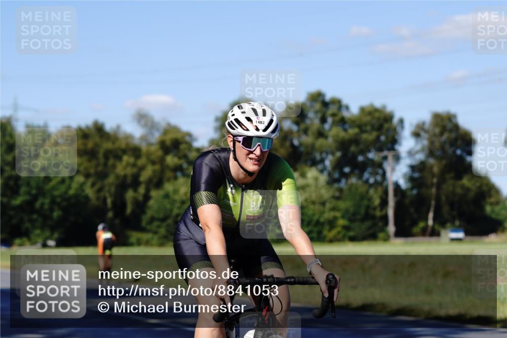 07.09.2025 - 19. Norderstedt Triathlon Michael Burmester http://msf.ph/oto/8841053 07.09.2025 15:17:21 Radfahren 1482, 1545 meine-sportfotos.de