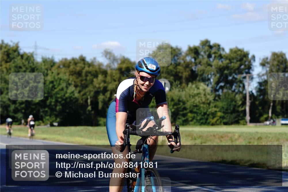 07.09.2025 - 19. Norderstedt Triathlon Michael Burmester http://msf.ph/oto/8841081 07.09.2025 15:17:37 Radfahren 399, 878, 1470 meine-sportfotos.de
