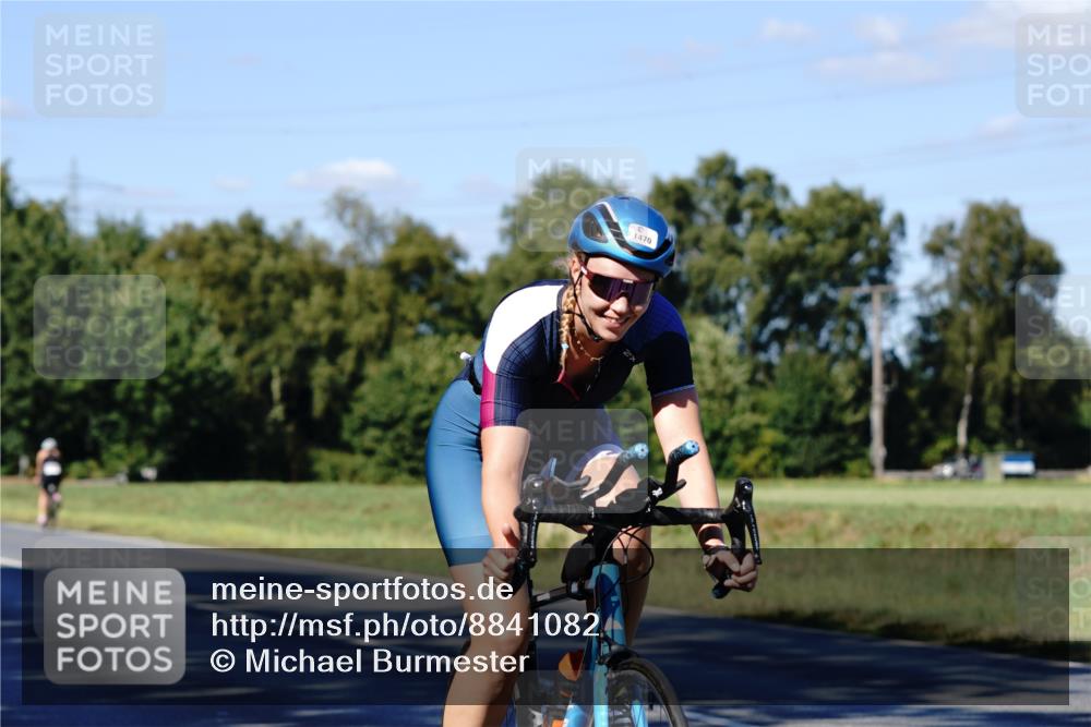 07.09.2025 - 19. Norderstedt Triathlon Michael Burmester http://msf.ph/oto/8841082 07.09.2025 15:17:37 Radfahren 399, 878, 1470 meine-sportfotos.de