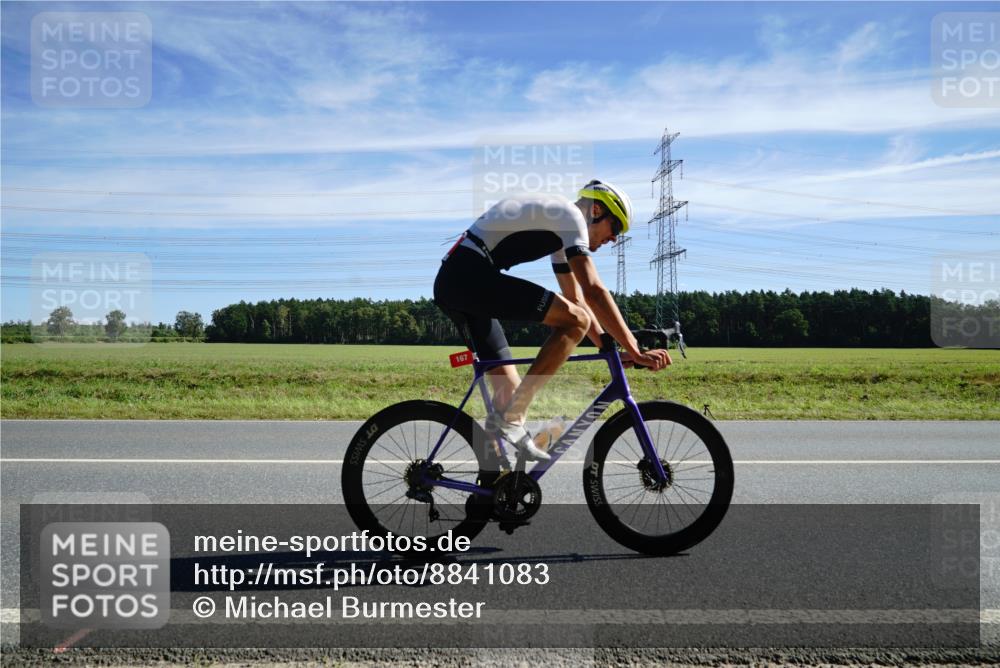 07.09.2025 - 19. Norderstedt Triathlon Michael Burmester http://msf.ph/oto/8841083 07.09.2025 12:23:17 Radfahren 167, 174 meine-sportfotos.de