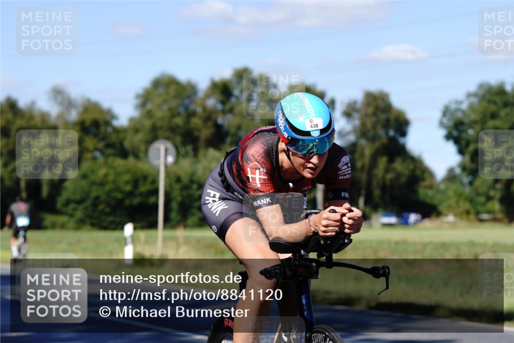 07.09.2025 - 19. Norderstedt Triathlon Michael Burmester http://msf.ph/oto/8841120 07.09.2025 15:19:31 Radfahren 438, 442, 1528 meine-sportfotos.de