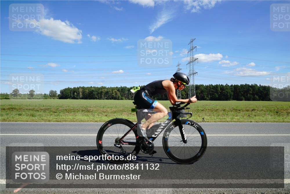 07.09.2025 - 19. Norderstedt Triathlon Michael Burmester http://msf.ph/oto/8841132 07.09.2025 14:30:55 Radfahren 452, 896, 976, 984, 1434 meine-sportfotos.de