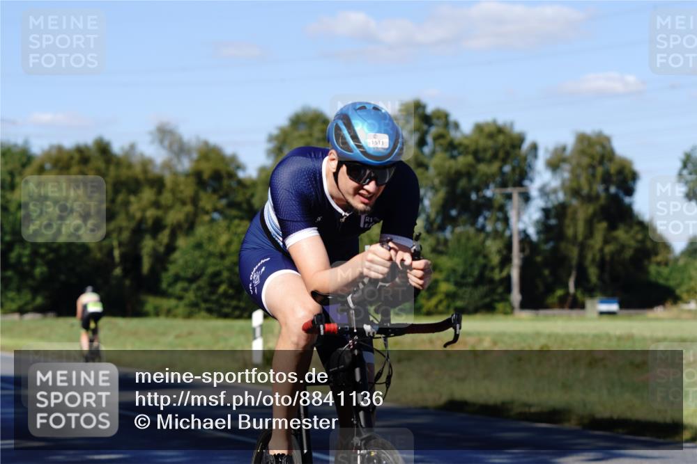 07.09.2025 - 19. Norderstedt Triathlon Michael Burmester http://msf.ph/oto/8841136 07.09.2025 15:19:51 Radfahren 1492, 1511, 1534 meine-sportfotos.de