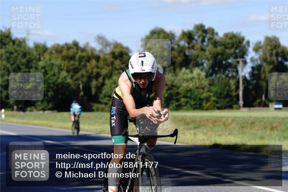 07.09.2025 - 19. Norderstedt Triathlon Michael Burmester http://msf.ph/oto/8841177 07.09.2025 15:20:38 Radfahren 945, 1506 meine-sportfotos.de