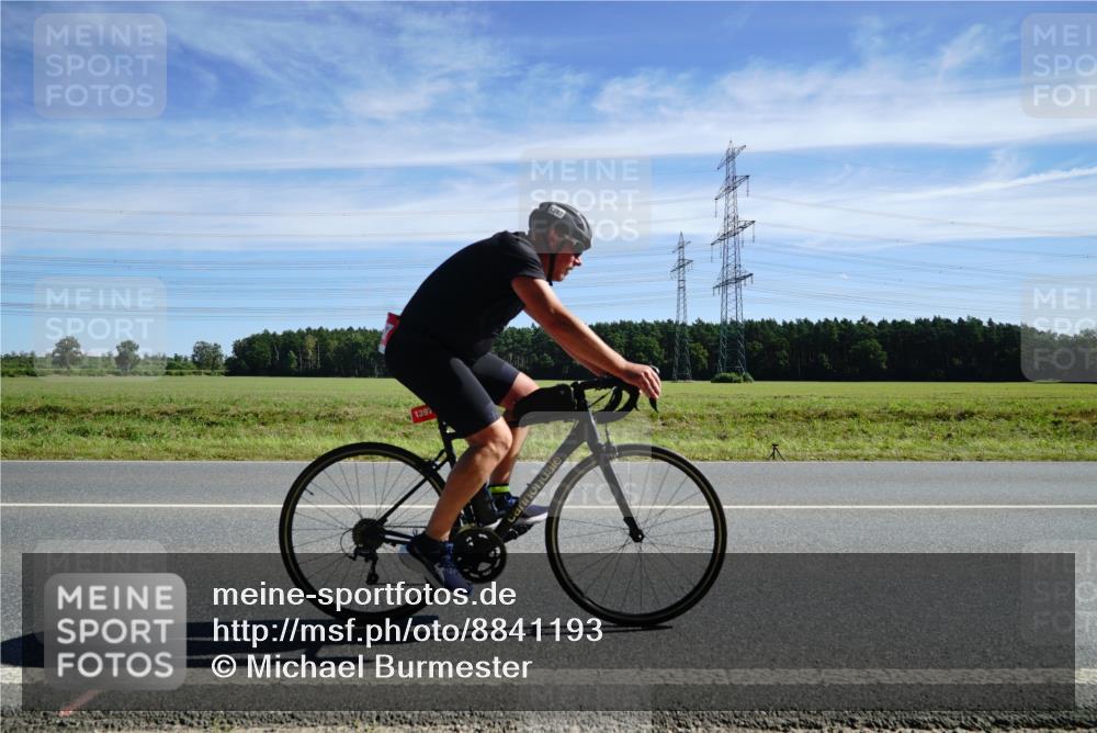 07.09.2025 - 19. Norderstedt Triathlon Michael Burmester http://msf.ph/oto/8841193 07.09.2025 12:23:41 Radfahren 1216, 1397 meine-sportfotos.de