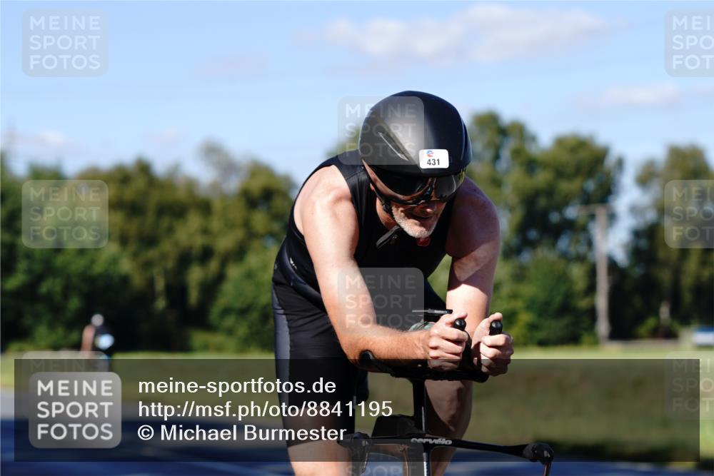07.09.2025 - 19. Norderstedt Triathlon Michael Burmester http://msf.ph/oto/8841195 07.09.2025 15:20:55 Radfahren 431, 477 meine-sportfotos.de