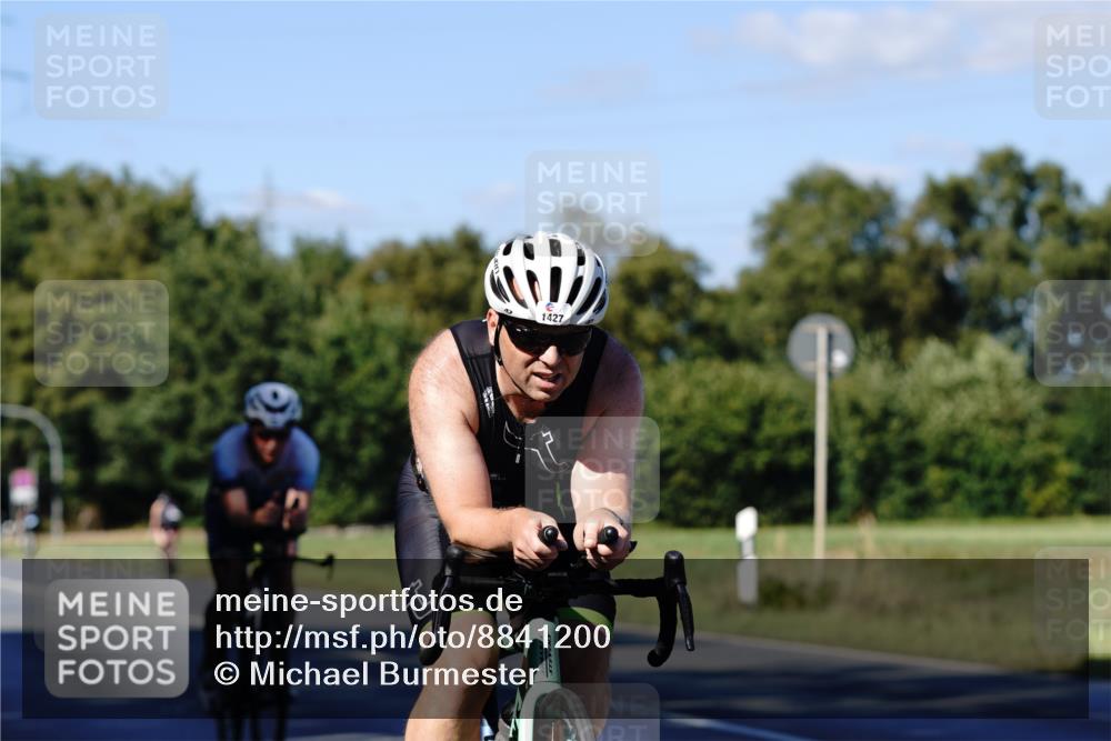 07.09.2025 - 19. Norderstedt Triathlon Michael Burmester http://msf.ph/oto/8841200 07.09.2025 15:21:01 Radfahren 903, 1427 meine-sportfotos.de