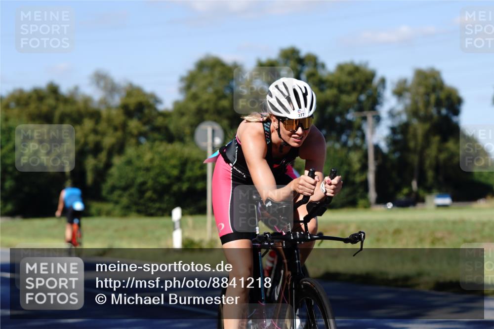 07.09.2025 - 19. Norderstedt Triathlon Michael Burmester http://msf.ph/oto/8841218 07.09.2025 15:21:10 Radfahren 377, 480, 902, 951, 1537 meine-sportfotos.de