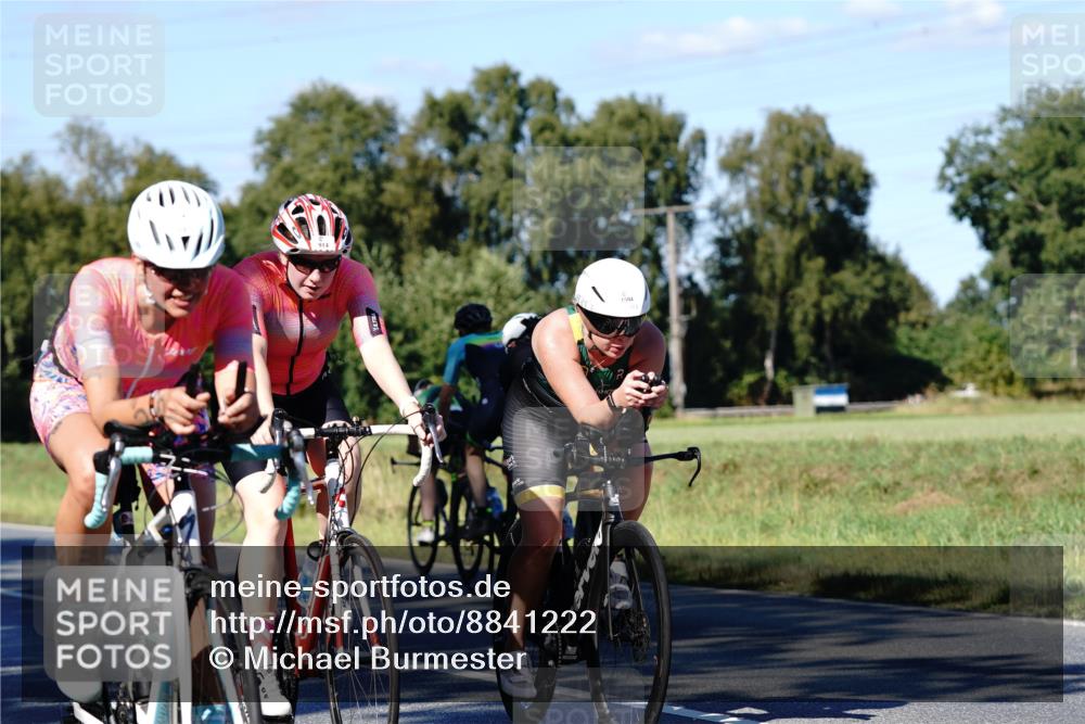 07.09.2025 - 19. Norderstedt Triathlon Michael Burmester http://msf.ph/oto/8841222 07.09.2025 15:21:15 Radfahren 473, 480, 866, 897, 914, 1475, 1504 meine-sportfotos.de