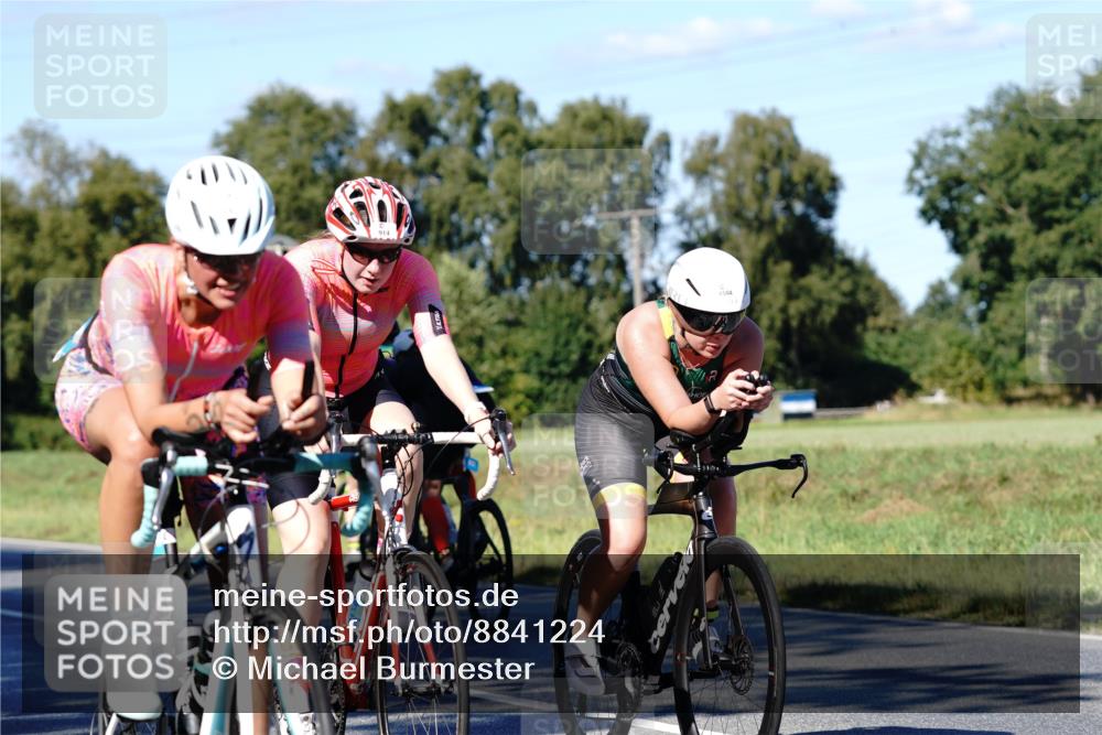 07.09.2025 - 19. Norderstedt Triathlon Michael Burmester http://msf.ph/oto/8841224 07.09.2025 15:21:15 Radfahren 473, 480, 866, 897, 914, 1475, 1504 meine-sportfotos.de