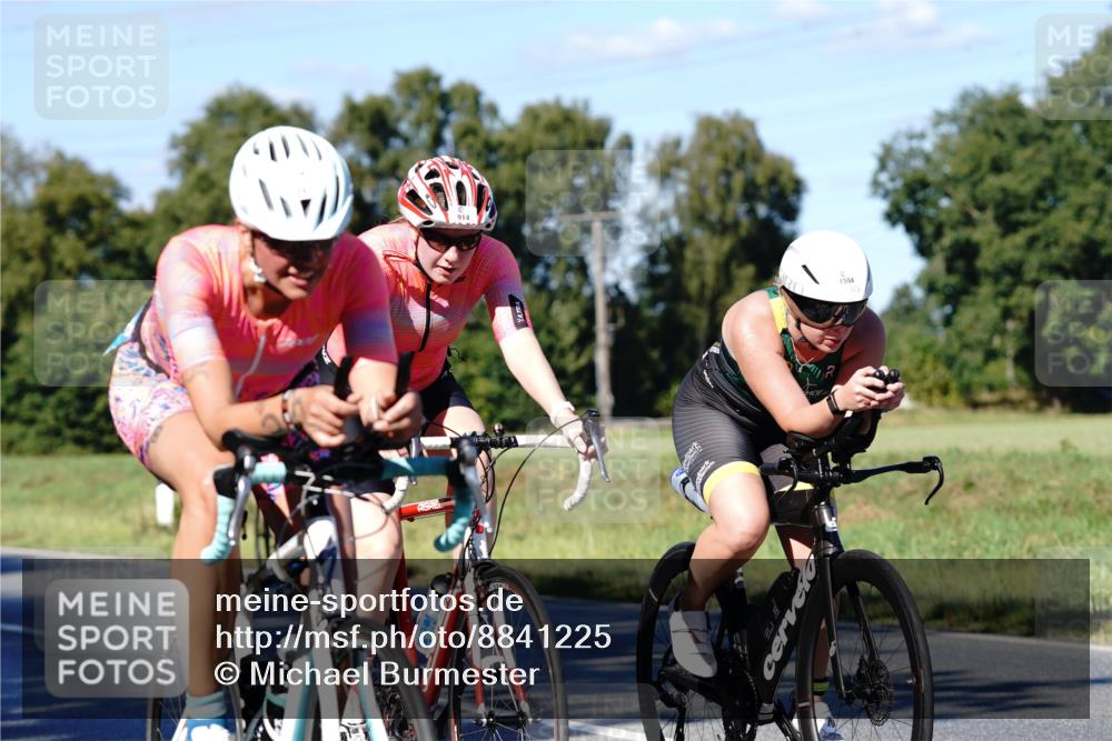 07.09.2025 - 19. Norderstedt Triathlon Michael Burmester http://msf.ph/oto/8841225 07.09.2025 15:21:15 Radfahren 473, 480, 866, 897, 914, 1475, 1504 meine-sportfotos.de
