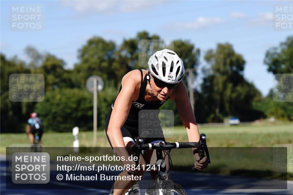 07.09.2025 - 19. Norderstedt Triathlon Michael Burmester http://msf.ph/oto/8841241 07.09.2025 15:21:31 Radfahren 463, 469 meine-sportfotos.de