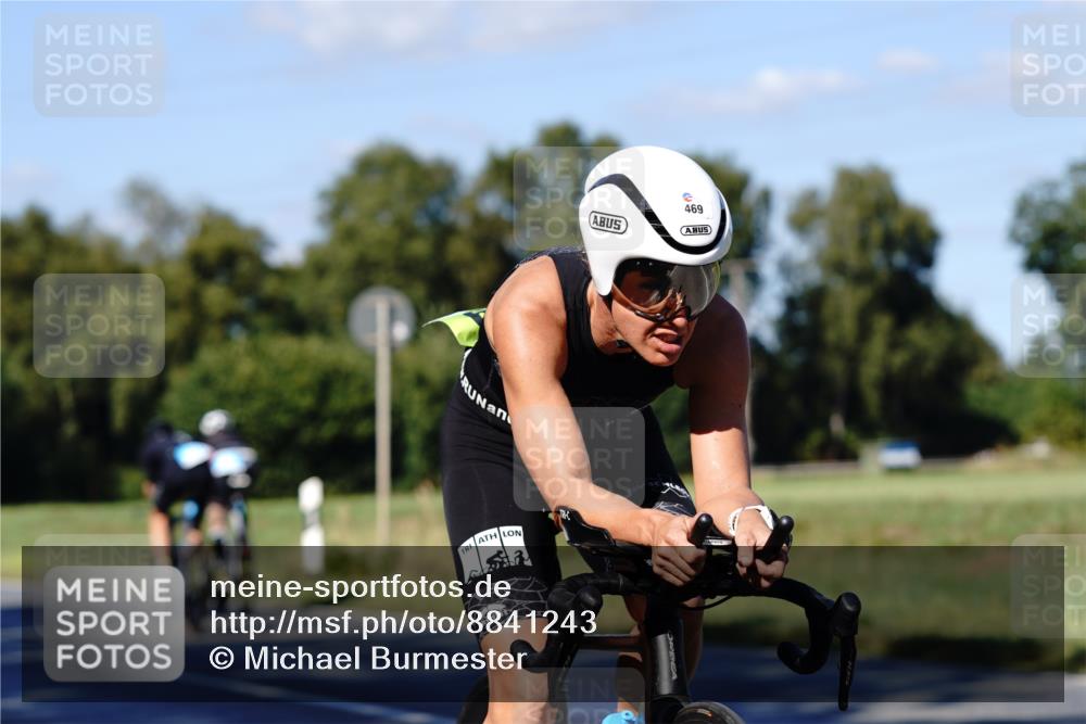 07.09.2025 - 19. Norderstedt Triathlon Michael Burmester http://msf.ph/oto/8841243 07.09.2025 15:21:35 Radfahren 403, 469, 1494 meine-sportfotos.de