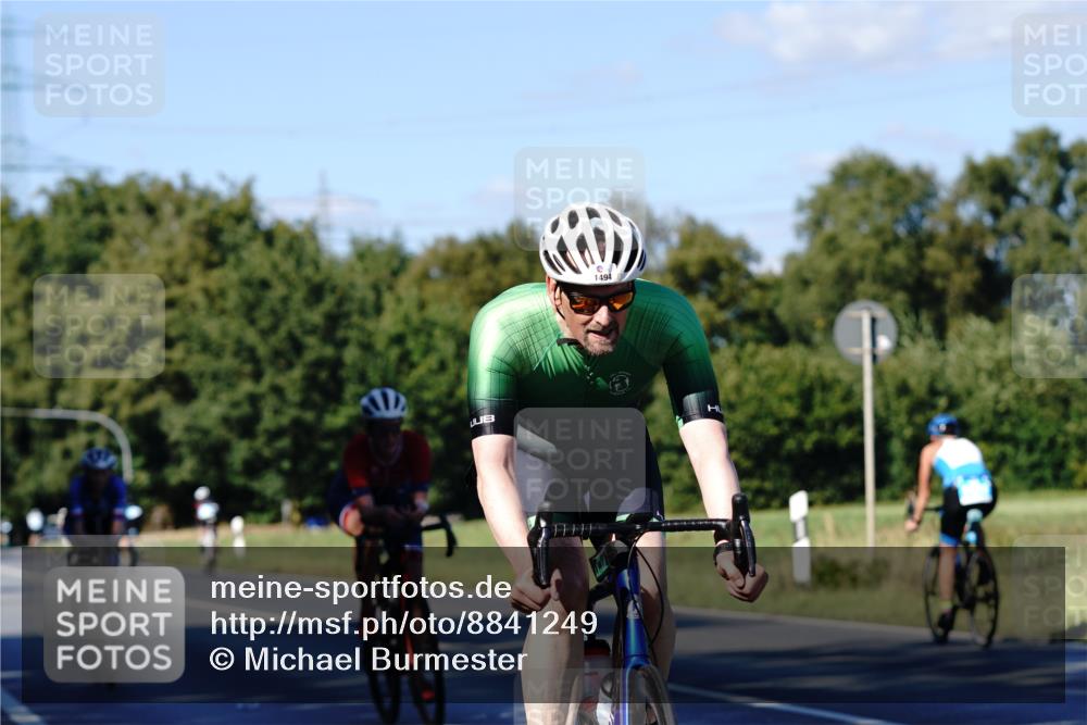 07.09.2025 - 19. Norderstedt Triathlon Michael Burmester http://msf.ph/oto/8841249 07.09.2025 15:21:39 Radfahren 403, 479, 882, 1494, 1498 meine-sportfotos.de