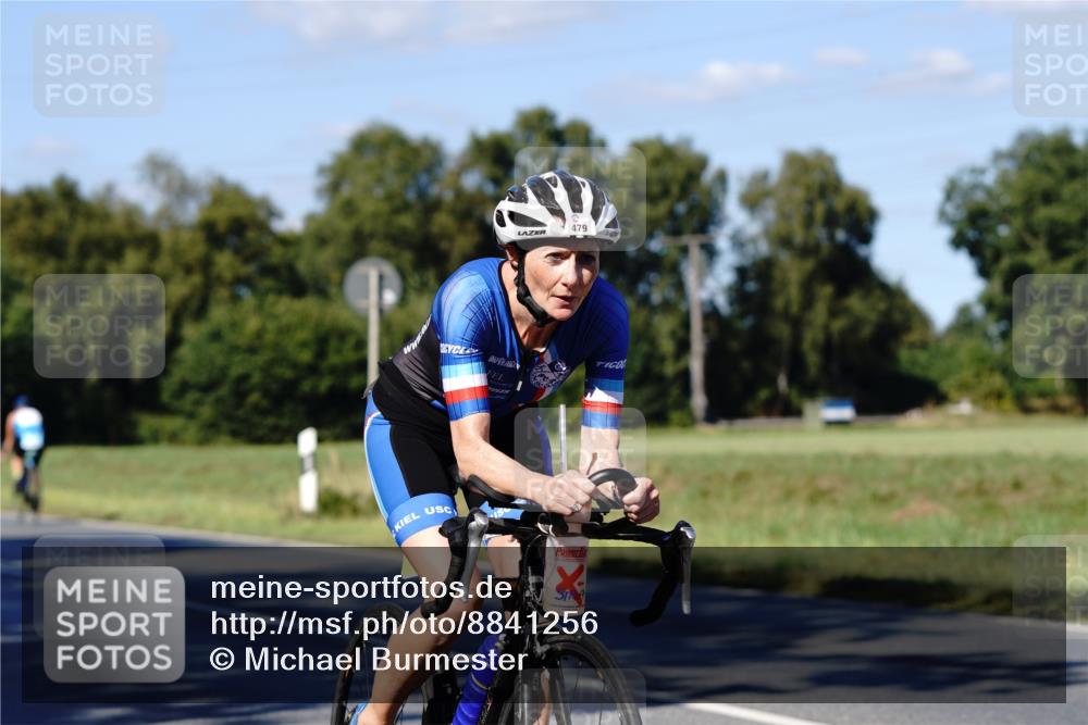 07.09.2025 - 19. Norderstedt Triathlon Michael Burmester http://msf.ph/oto/8841256 07.09.2025 15:21:41 Radfahren 479, 882, 1494, 1498 meine-sportfotos.de