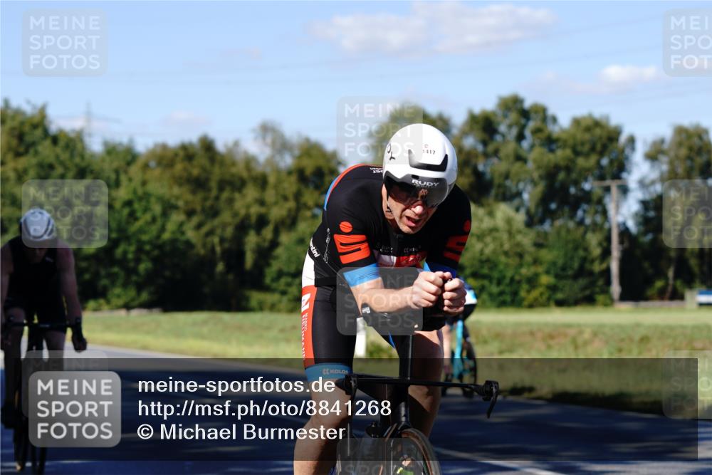 07.09.2025 - 19. Norderstedt Triathlon Michael Burmester http://msf.ph/oto/8841268 07.09.2025 15:21:59 Radfahren 415, 475, 1410, 1417, 1480 meine-sportfotos.de