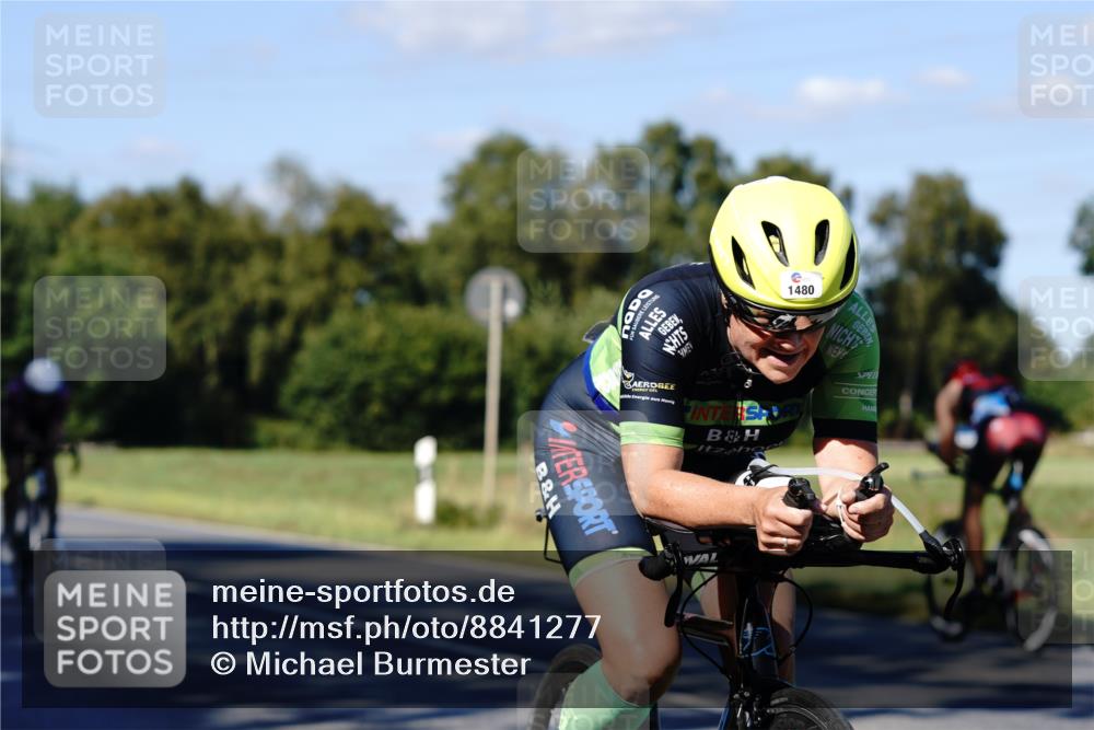 07.09.2025 - 19. Norderstedt Triathlon Michael Burmester http://msf.ph/oto/8841277 07.09.2025 15:22:02 Radfahren 475, 873, 883, 946, 949, 1410, 1480 meine-sportfotos.de
