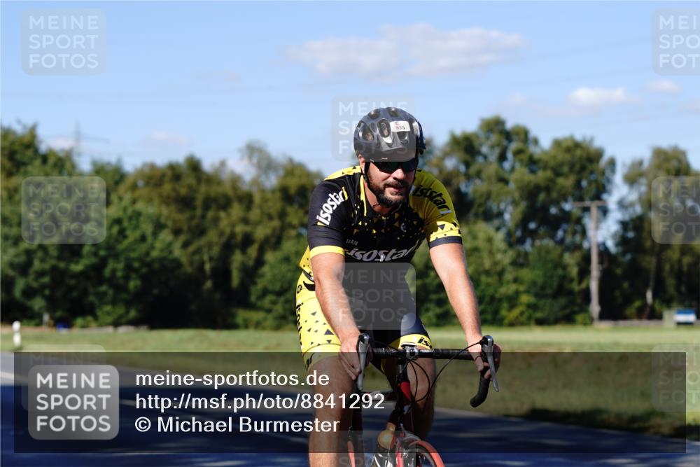 07.09.2025 - 19. Norderstedt Triathlon Michael Burmester http://msf.ph/oto/8841292 07.09.2025 15:22:10 Radfahren 935, 1404 meine-sportfotos.de