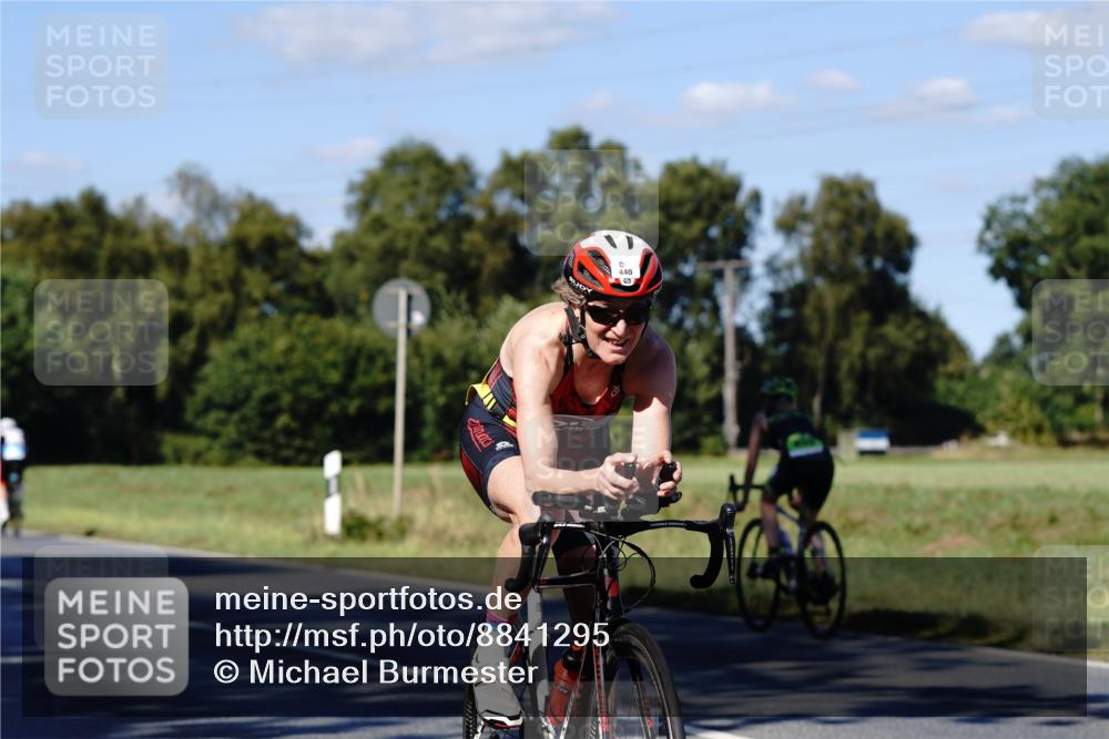 07.09.2025 - 19. Norderstedt Triathlon Michael Burmester http://msf.ph/oto/8841295 07.09.2025 15:22:15 Radfahren 440, 472, 474, 932 meine-sportfotos.de