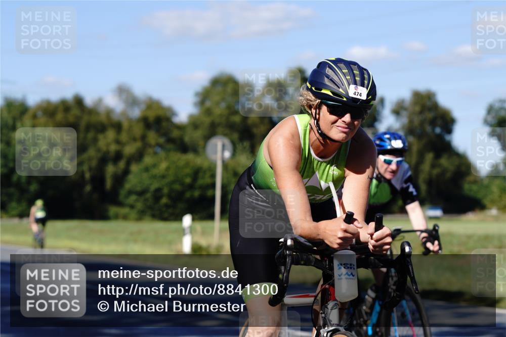 07.09.2025 - 19. Norderstedt Triathlon Michael Burmester http://msf.ph/oto/8841300 07.09.2025 15:22:18 Radfahren 472, 474, 932 meine-sportfotos.de