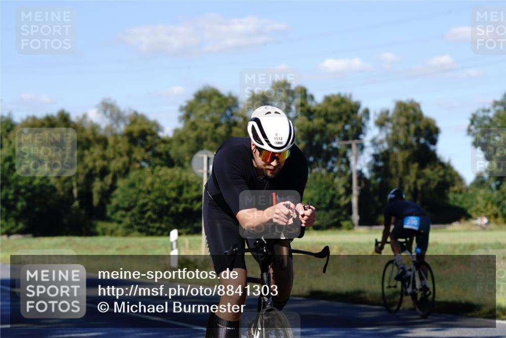 07.09.2025 - 19. Norderstedt Triathlon Michael Burmester http://msf.ph/oto/8841303 07.09.2025 15:22:32 Radfahren 1500, 1507, 1512 meine-sportfotos.de