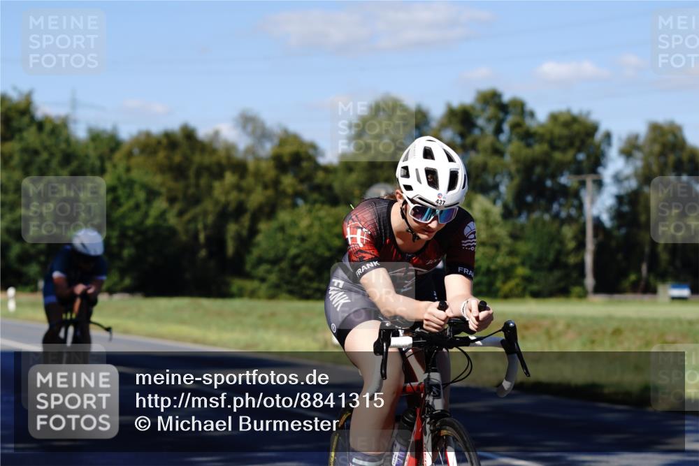 07.09.2025 - 19. Norderstedt Triathlon Michael Burmester http://msf.ph/oto/8841315 07.09.2025 15:22:41 Radfahren 437, 441, 916 meine-sportfotos.de