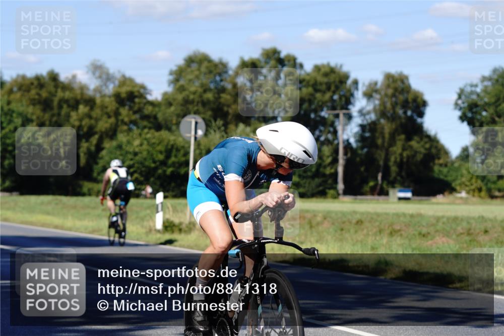 07.09.2025 - 19. Norderstedt Triathlon Michael Burmester http://msf.ph/oto/8841318 07.09.2025 15:22:41 Radfahren 437, 441, 916 meine-sportfotos.de