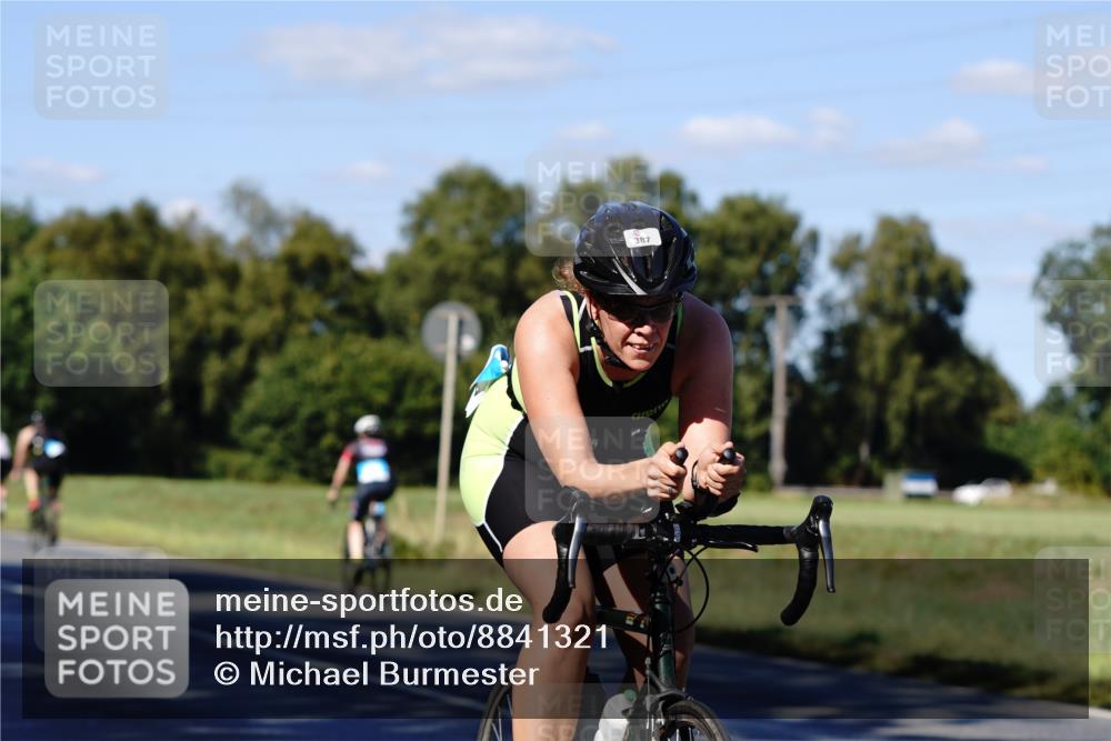 07.09.2025 - 19. Norderstedt Triathlon Michael Burmester http://msf.ph/oto/8841321 07.09.2025 15:22:56 Radfahren 387, 1447 meine-sportfotos.de