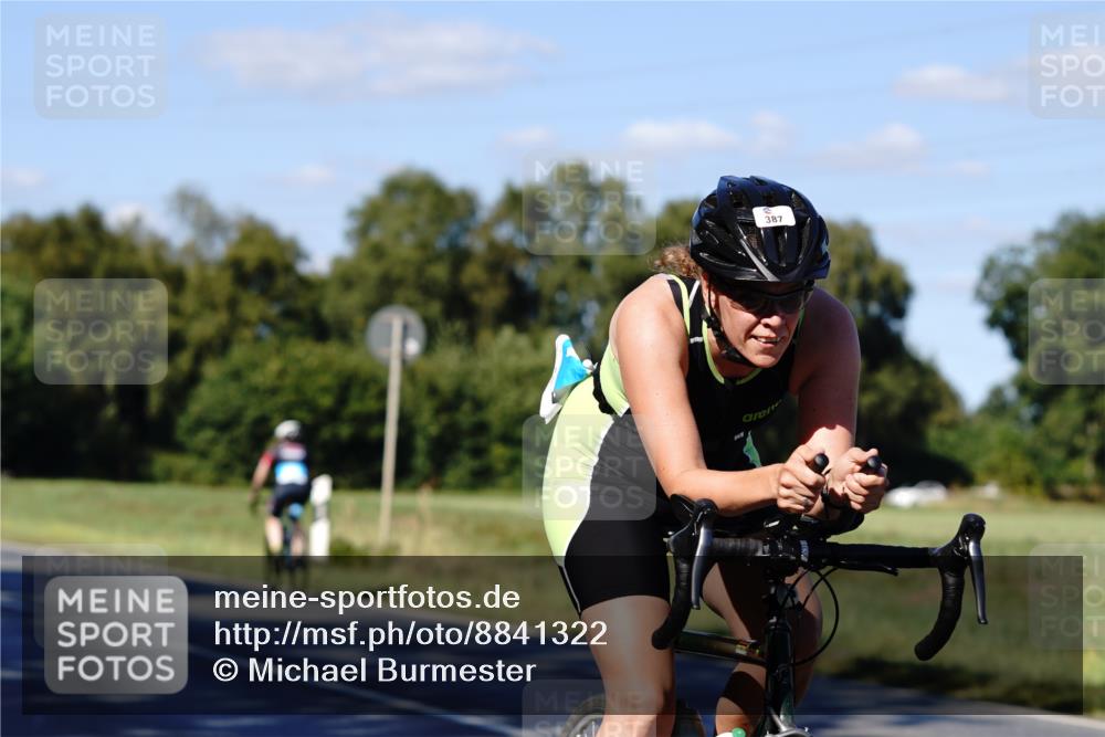 07.09.2025 - 19. Norderstedt Triathlon Michael Burmester http://msf.ph/oto/8841322 07.09.2025 15:22:56 Radfahren 387, 1447 meine-sportfotos.de