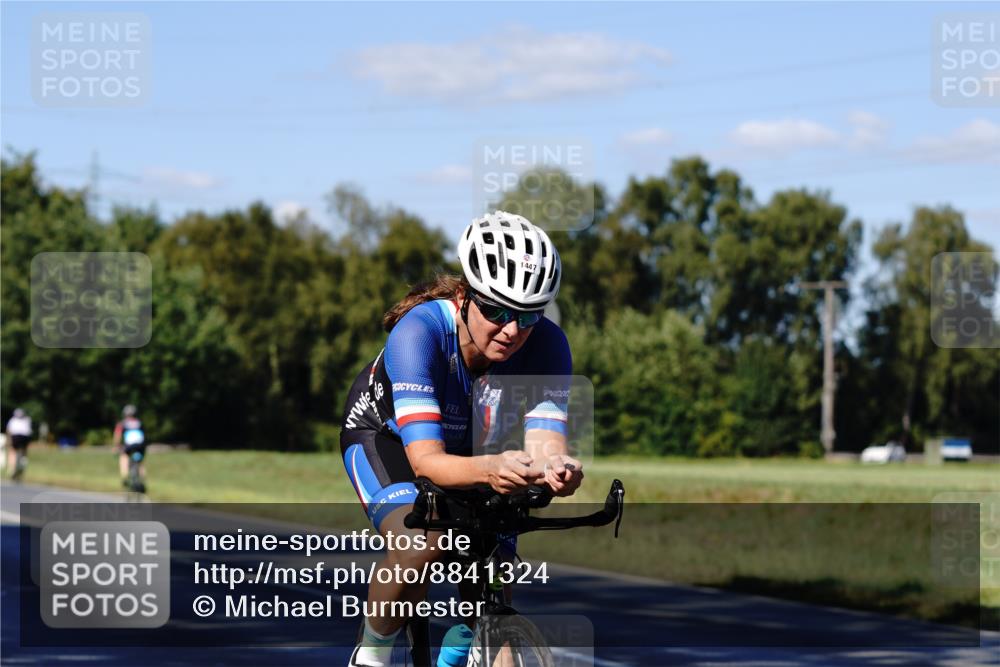 07.09.2025 - 19. Norderstedt Triathlon Michael Burmester http://msf.ph/oto/8841324 07.09.2025 15:22:58 Radfahren 387, 1447 meine-sportfotos.de