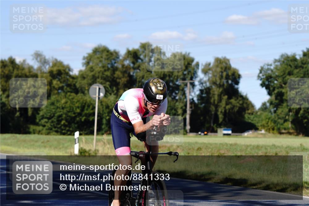 07.09.2025 - 19. Norderstedt Triathlon Michael Burmester http://msf.ph/oto/8841333 07.09.2025 15:23:19 Radfahren 1530, 1544 meine-sportfotos.de